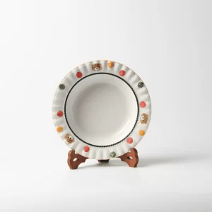 A plate with a bear pattern